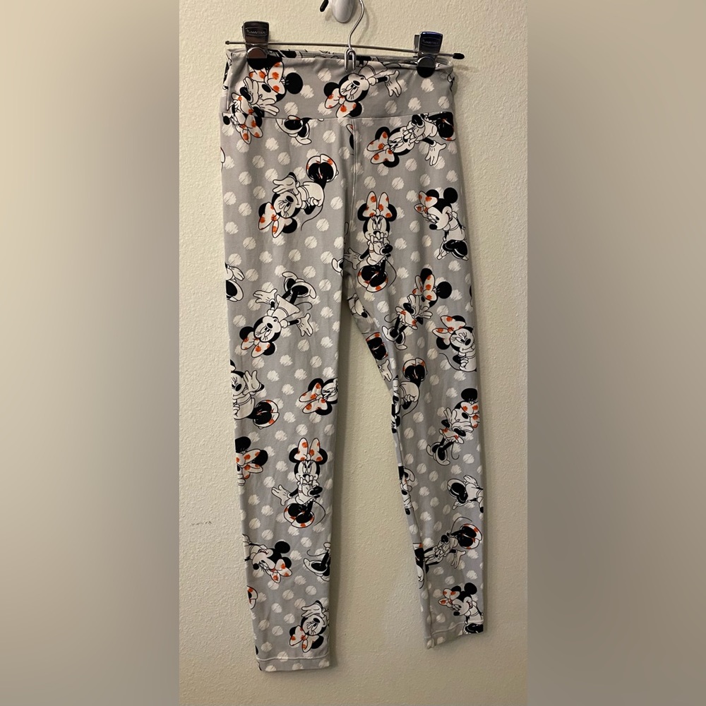 LuLaRoe Minnie Mouse leggings. One Size (fits 2-10). Gray & white polka dot.